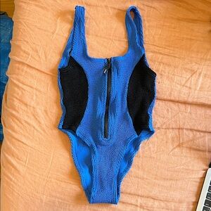 bond-eye Blue and Black One Piece Swimsuit